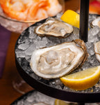 Nugget ice with oysters