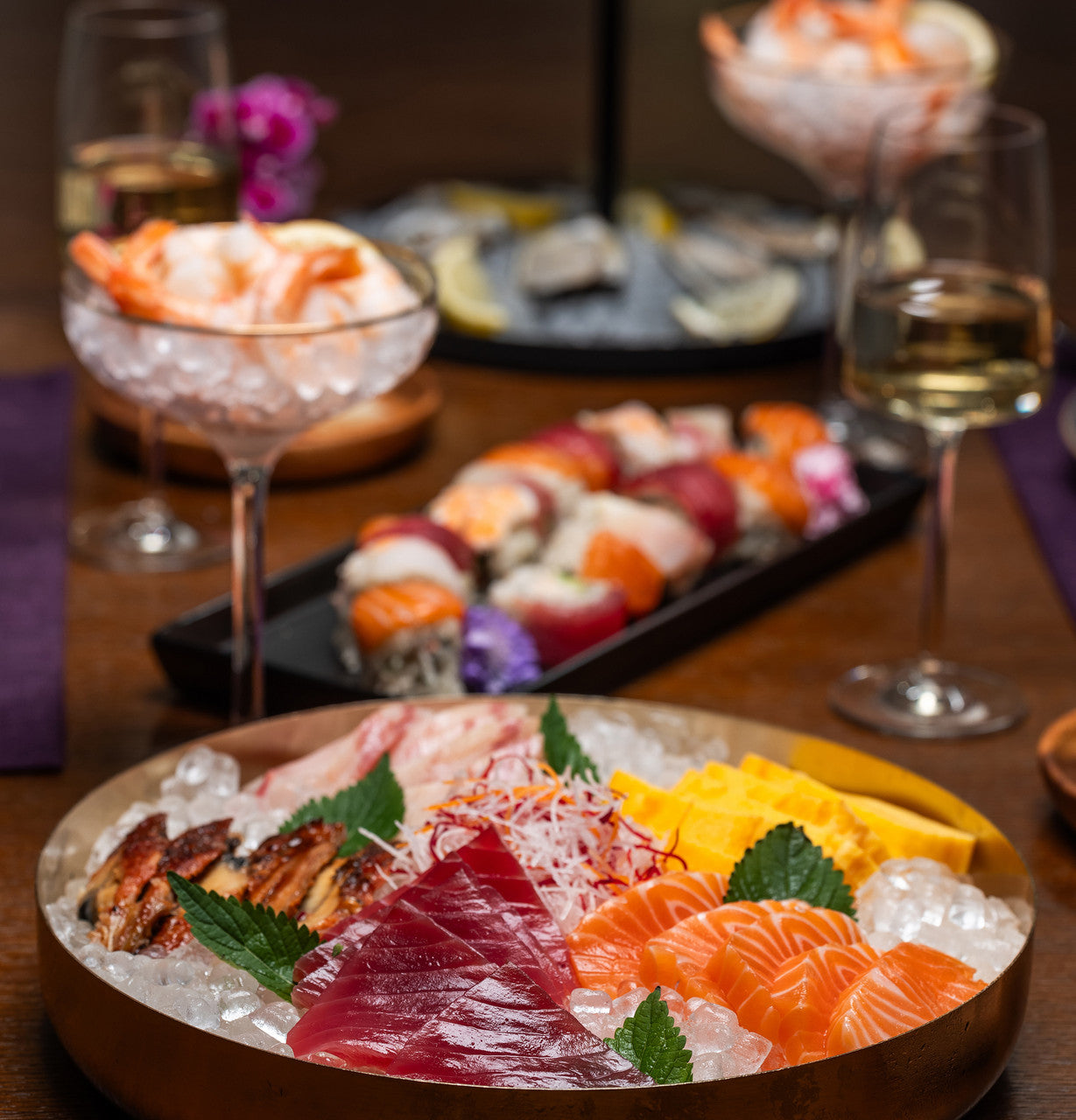 Nugget ice seafood platter